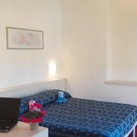 Hotel Croce Bianca 3*