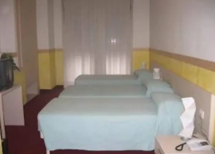 Hotel Croce Bianca 3*