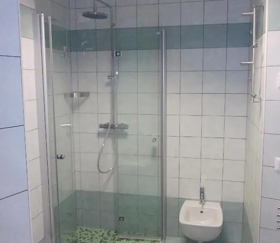 比安卡克罗齐酒店 酒店