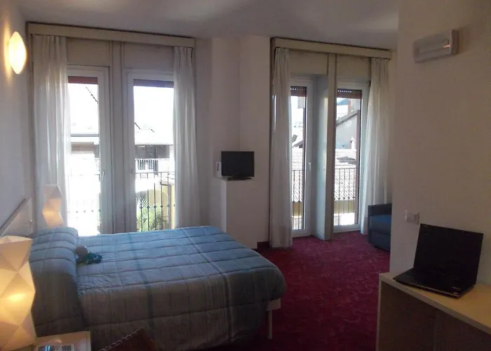 比安卡克罗齐酒店